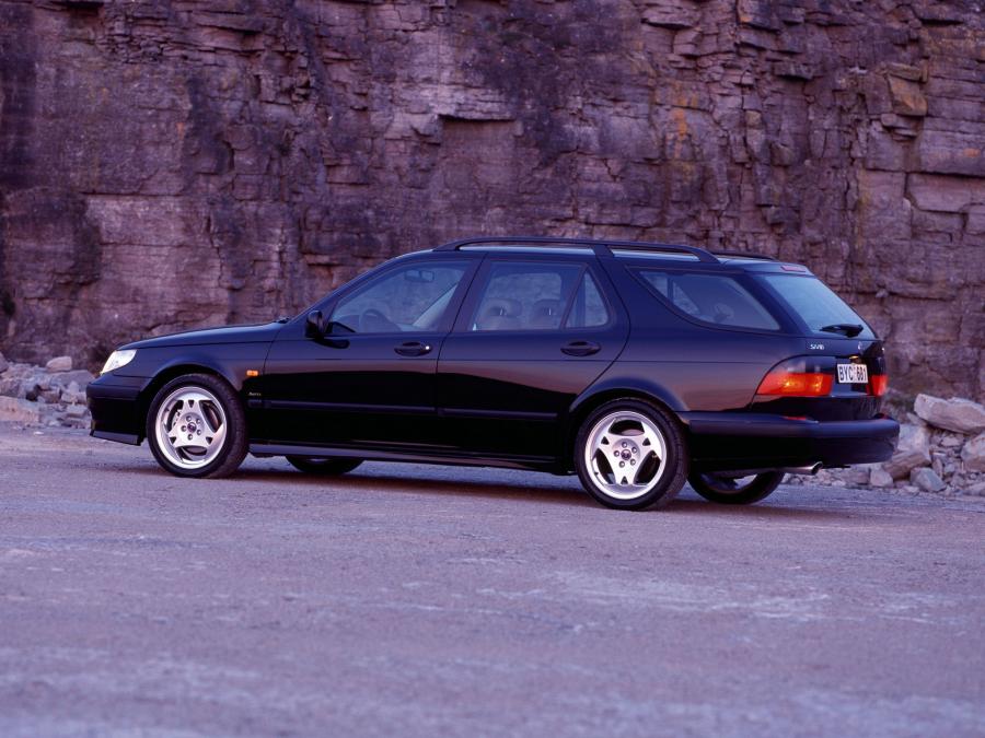  Saab 9-5 Aero Wagon 1999 года  (фото 2 из 33)